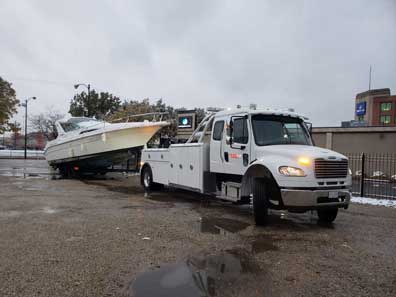 Semi-Truck Towing Chicago