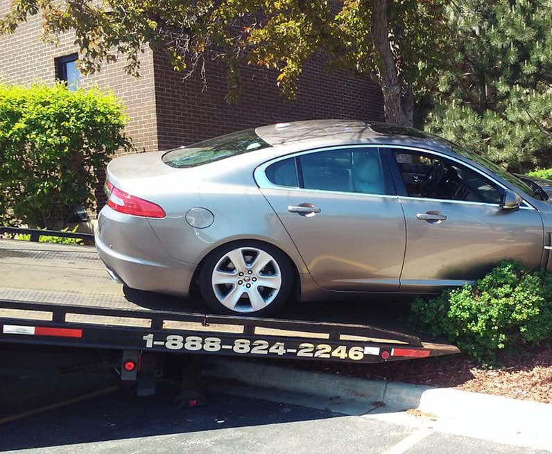 24h towing 92.jpg in Chicago, IL
